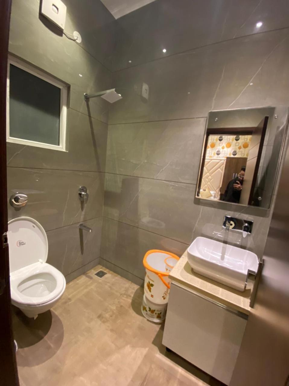Hotel Blossom Inn Amritsar Exteriör bild